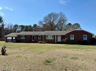 22392 Barrett Town Rd, Zuni, VA 23898