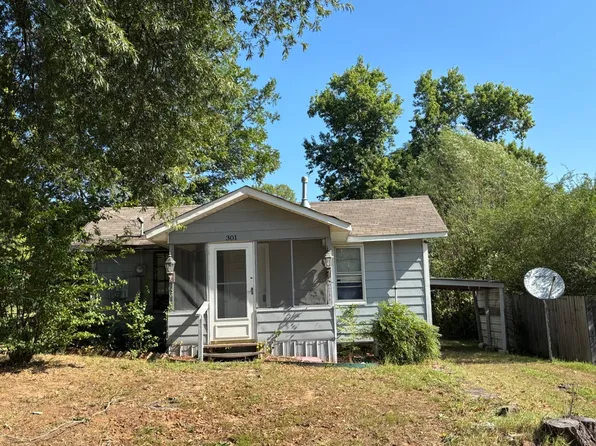 301 E Church St, Plumerville, AR 72127