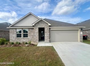 104 Pine Peak Ln, Lafayette, LA 70501