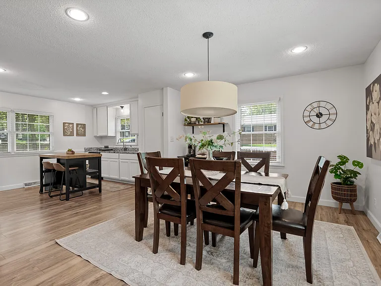 3601 Bridge Manor Dr — Photo 18