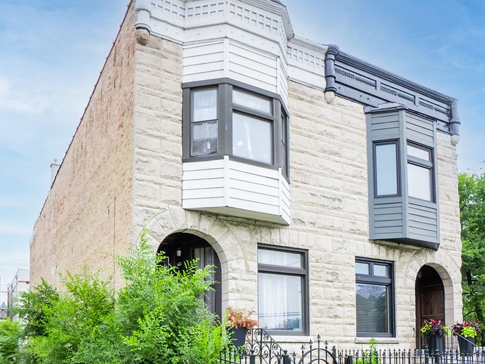 1st image of 4718 S Langley Ave #0