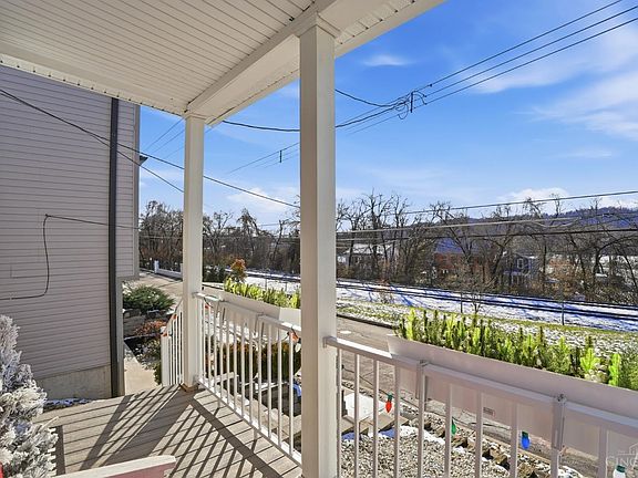 4th image of 3222 Walworth Ave