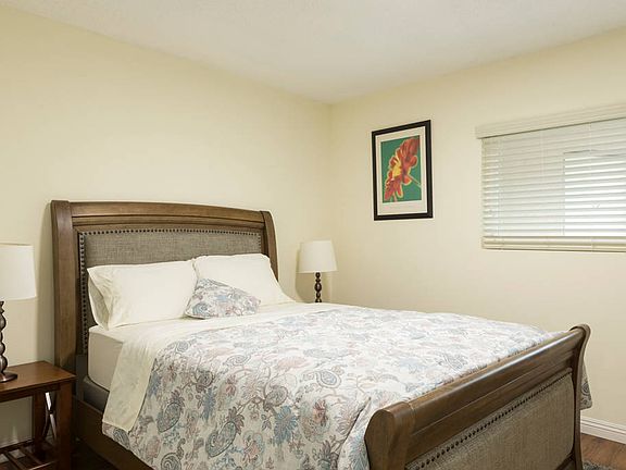 3rd image of 763 Arcadia Ave APT 11