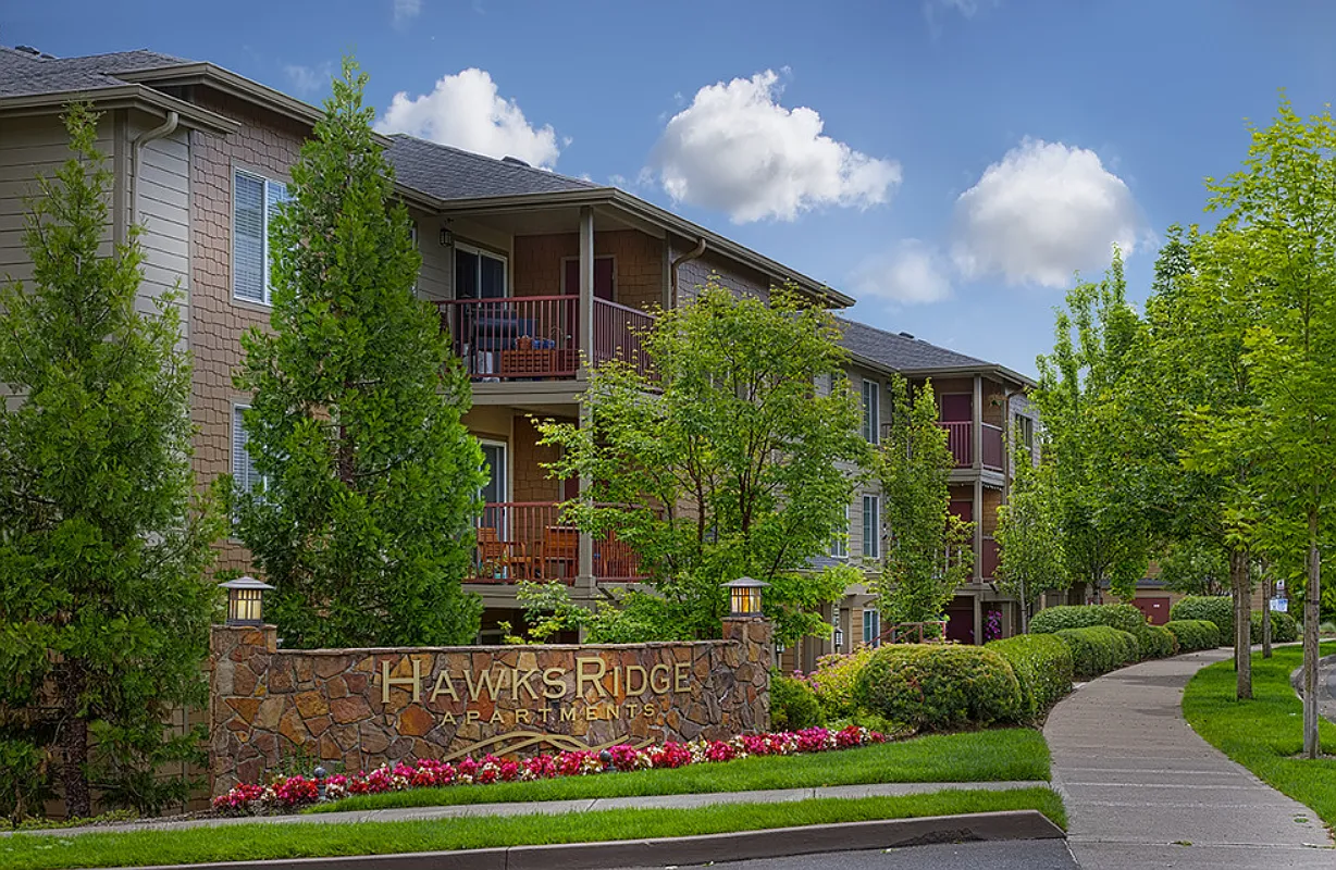 Hawks Ridge Apartments — Photo 1