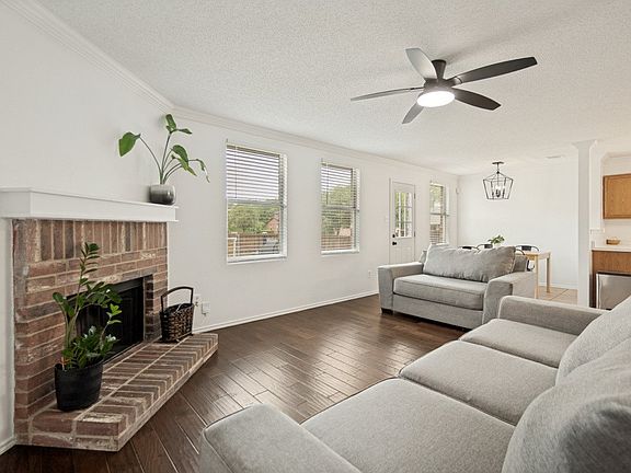5th image of 2656 Guadalupe Dr