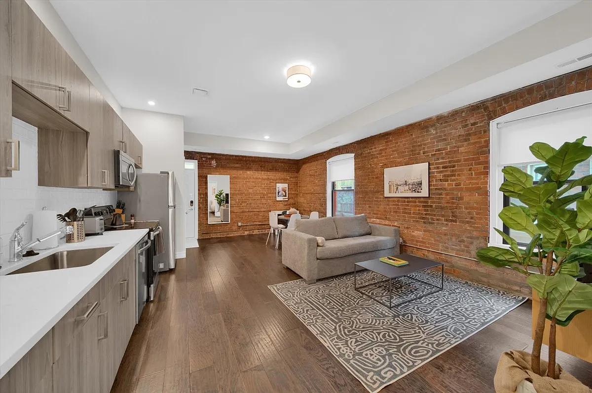 1 bed, 663 sqft, $1,575 — Photo 2
