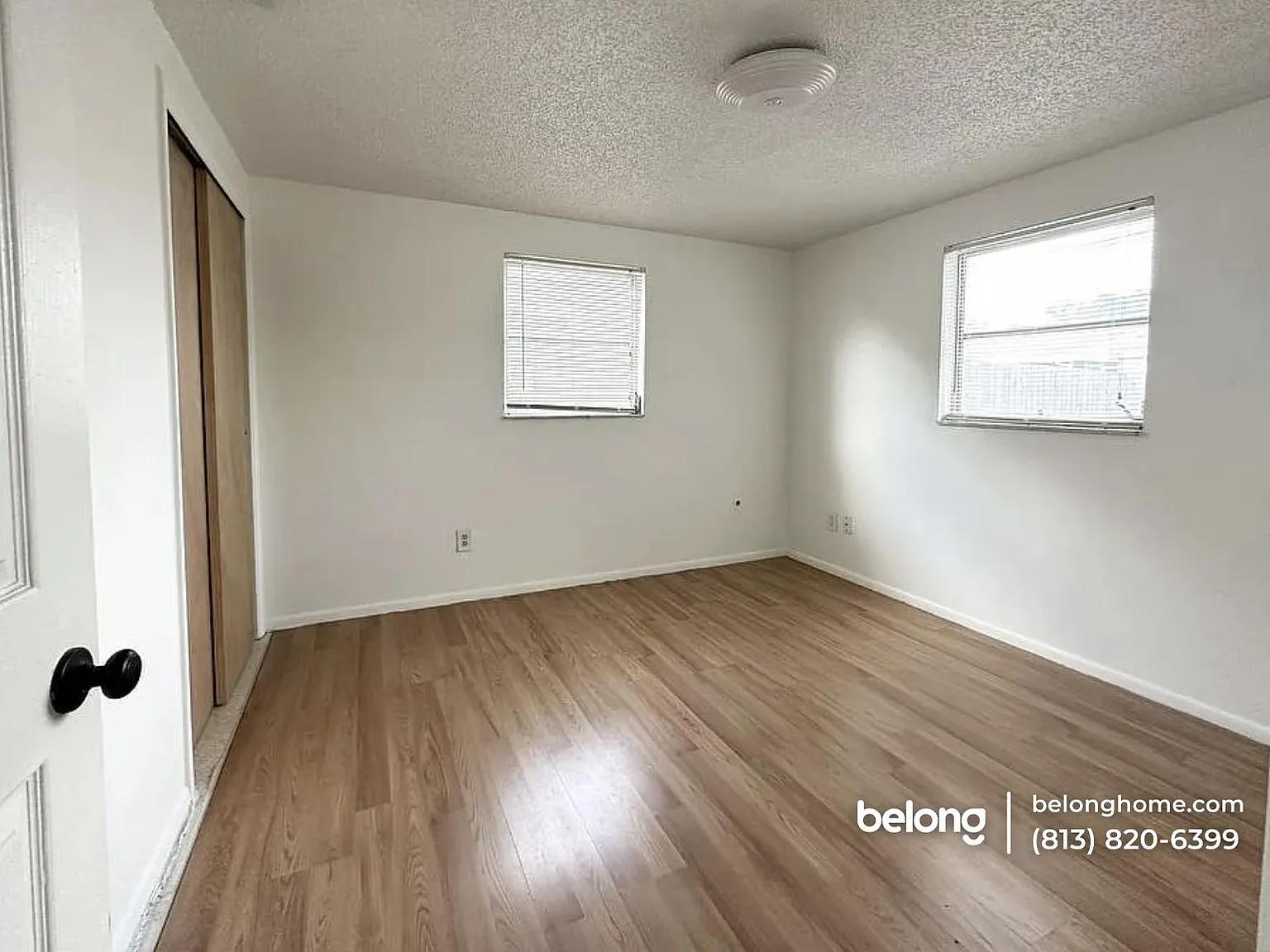 2 bed, 2.0 bath, 998 sqft, $1,585 — Photo 2