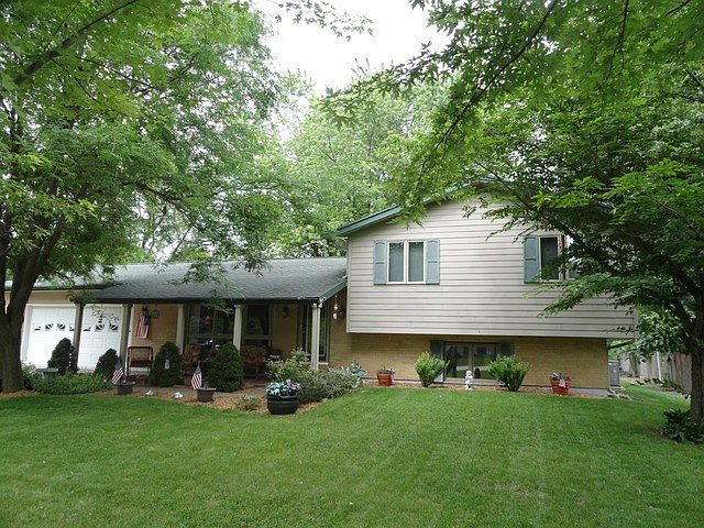 1st image of 20958 S Canterbury St