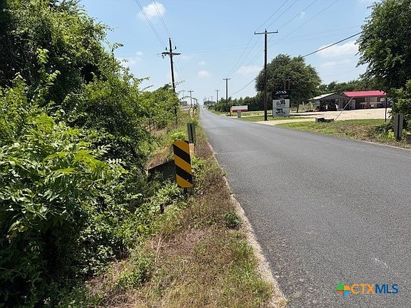 3rd image of 880 County Road 311