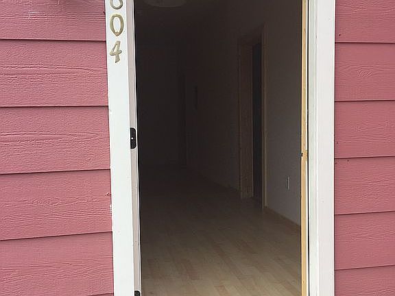 2nd image of 1604 W Salinas St