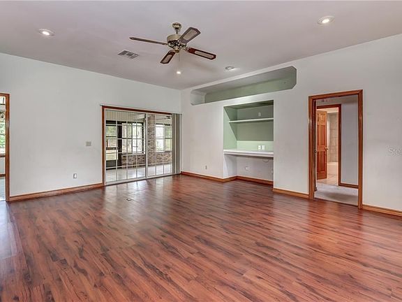 2nd image of 2020 Dixie Belle Ave