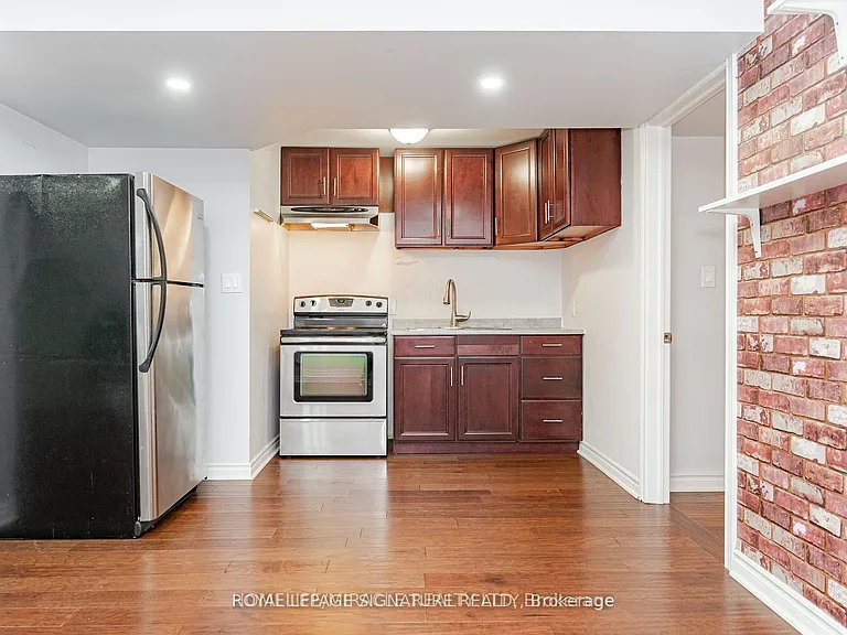 1 Muscadel Rd #BASEMENT — Photo 4