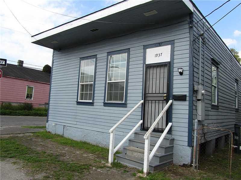 1st image of 1937 Foucher St