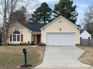 1239 Kerry Greens Dr, Matthews, NC 28104