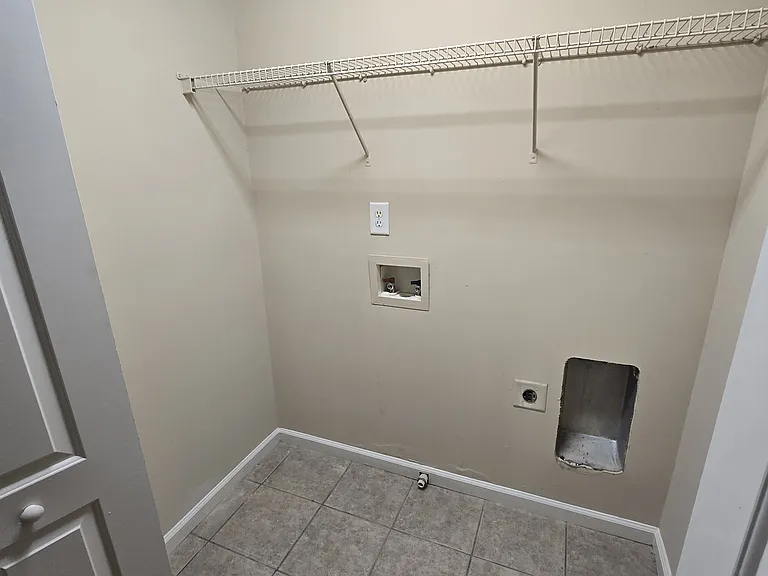 Washer and Dryer Hook Up - 3rd Floor