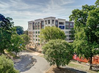 130 Cherokee Rd #305, Charlotte, NC 28207