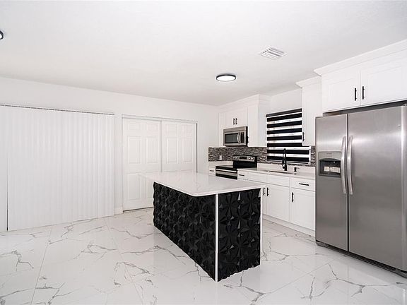 5th image of 6403 AMUNDSON STREET