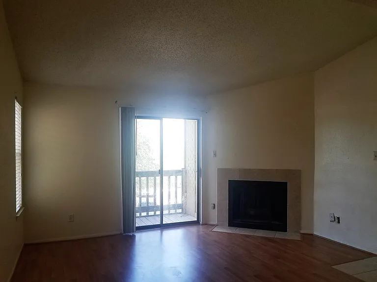 3772 Idlebrook Cir #212 — Photo 5