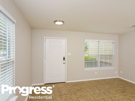5th image of 10128 Del Lago Ct