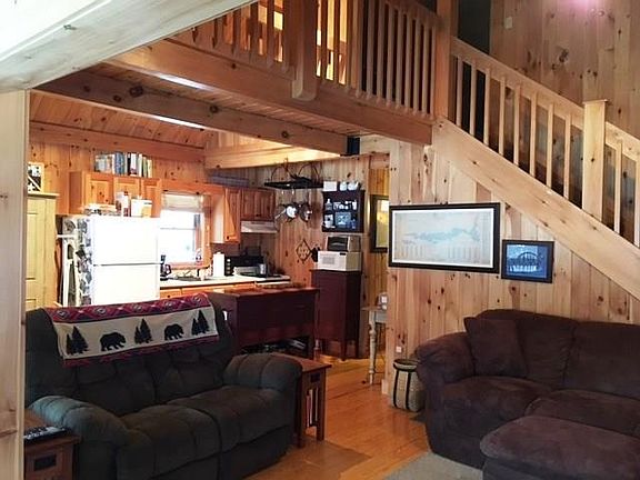 4th image of 37 Log Cabin Lane #11