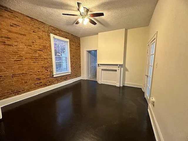 174 Reinhard Ave — Photo 3