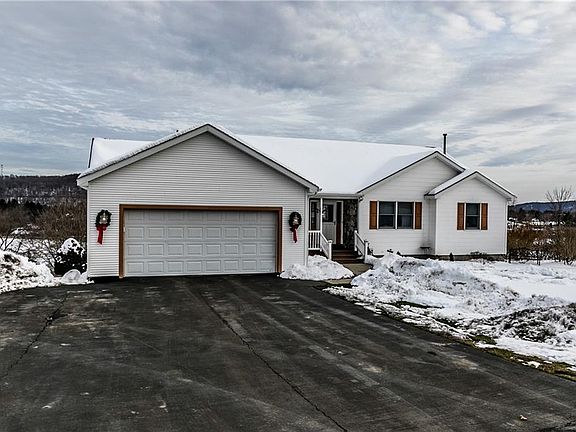 2nd image of 4324 Alexandria Dr