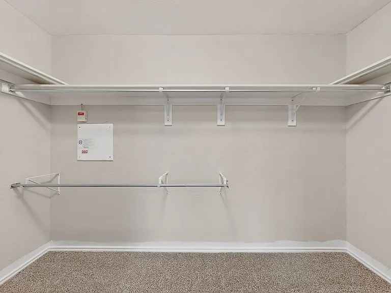 1037 Johnson City Ave — Photo 34