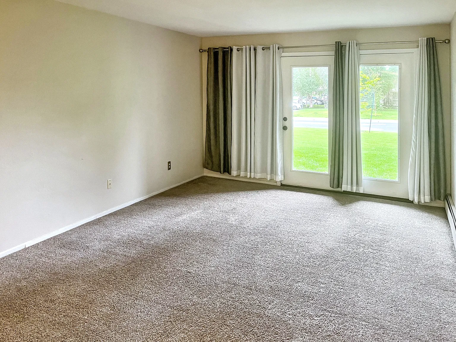 4620 Reka Drive - B2 — Photo 2