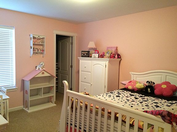 2nd image of 8145 Summerwood Dr SE
