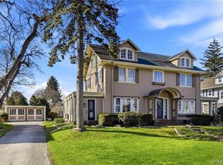 727 W Center St, Medina, NY 14103