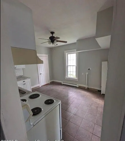 852 W 8th St #2 — Photo 6