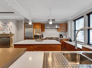 The Walton Residence, Chicago, IL 60611