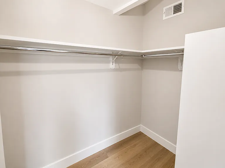 300 Somerville Ave #I — Photo 16