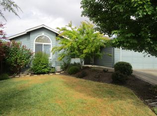 523 Westfield Ct, Eagle Pt, OR 97524