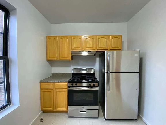 5th image of 83-39 Talbot St #C6