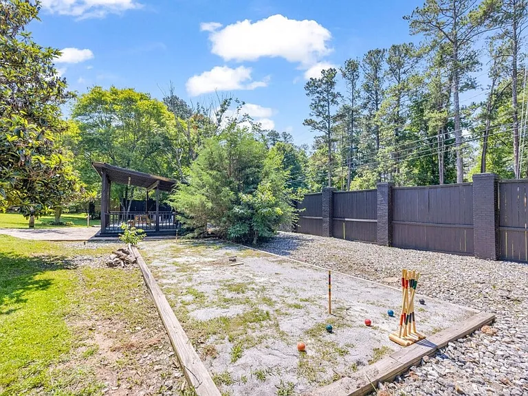 115 Wexford Pl #ID1302851P — Photo 86