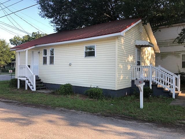 1st image of 1900 Ubank St