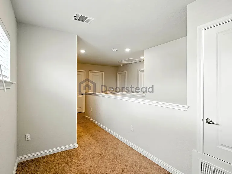 8207 Cottage Rose Dr — Photo 34