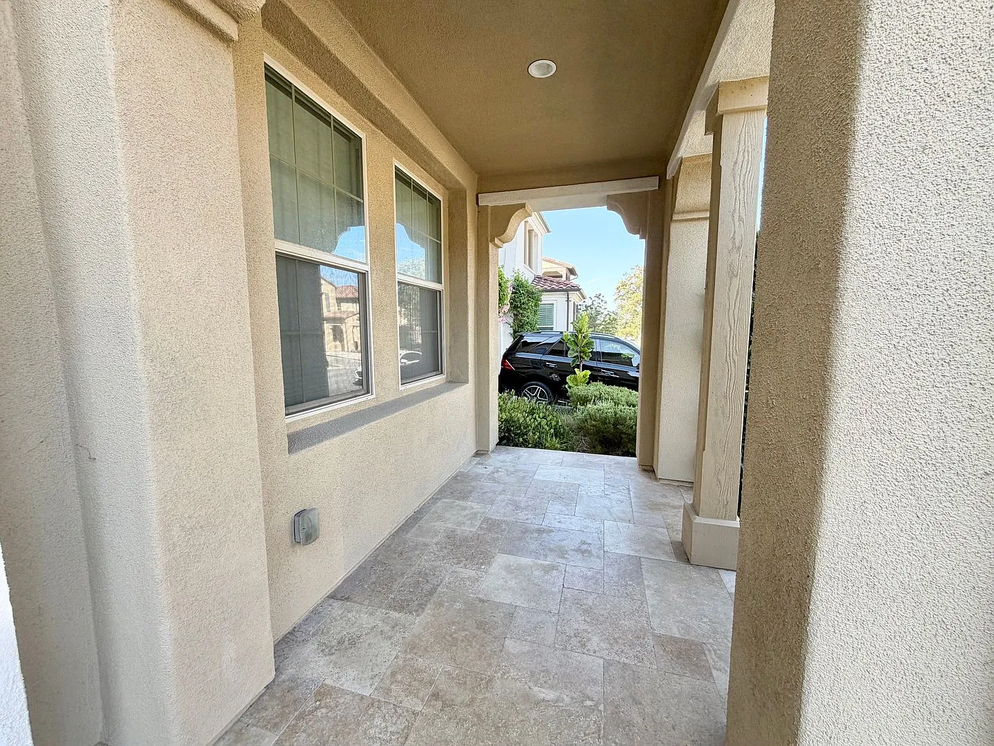 $1000 Off First Month! Gorgeous 4 Bed 3 Bath In The Desired Portola Springs — Photo 3