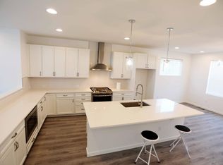 9030 Ramblestone St, Highlands Ranch, CO 80129