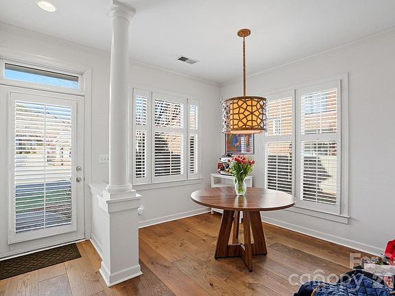 3rd image of 3408 Stettler View Rd