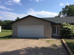 8538 277th Ave NE, North Branch, MN 55056