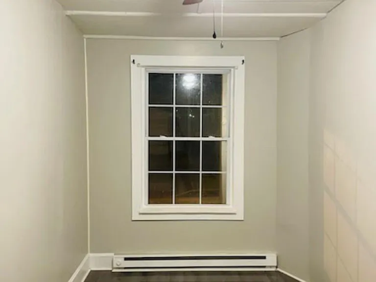 528 Woodvale Ave — Photo 3