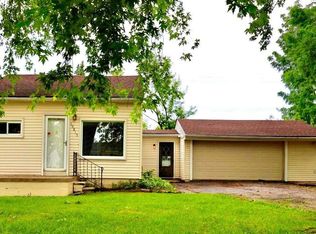 19815 Williamson St, Clinton Township, MI 48035