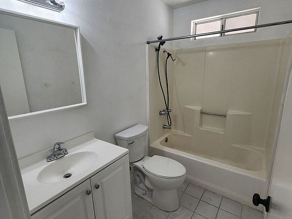 5th image of 74025 Gorgonio Dr