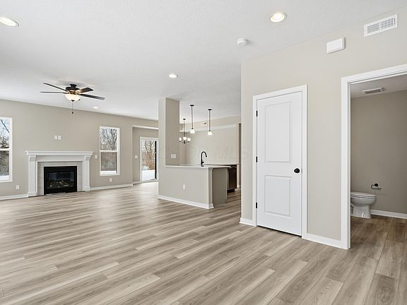 4th image of 5503 Fawnsbury Ct
