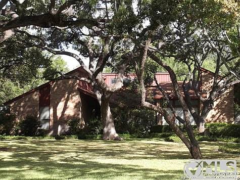 1st image of 120 Honey Bee Ln