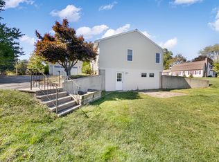 72 Pistapaug Rd #2, Northford, CT 06472