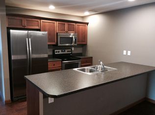507 E Adams St, Rushville, IL 62681