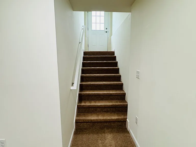557 W Birdie Ln — Photo 26